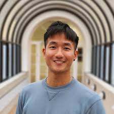 Photo of Stephen Lee